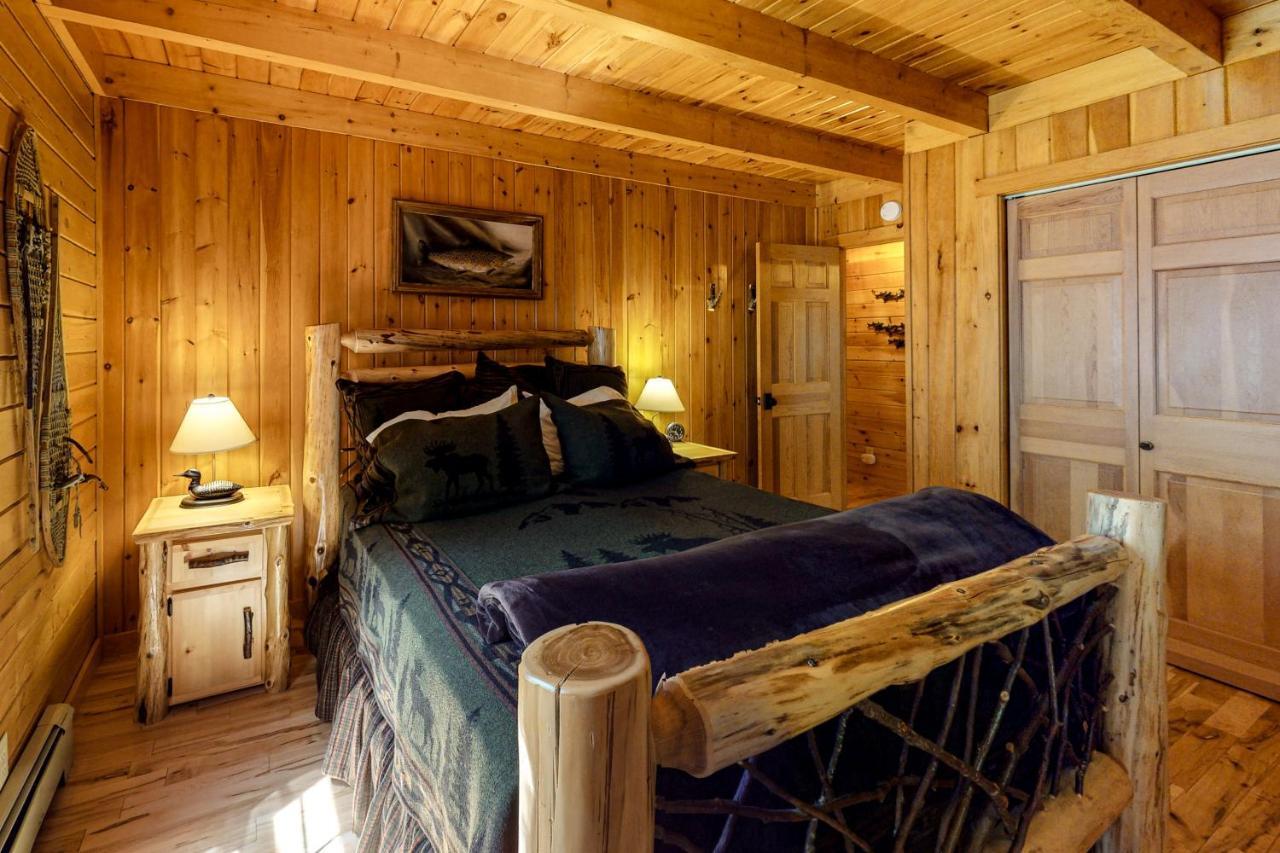 Mooseleuk Lodge The Highlands エクステリア 写真