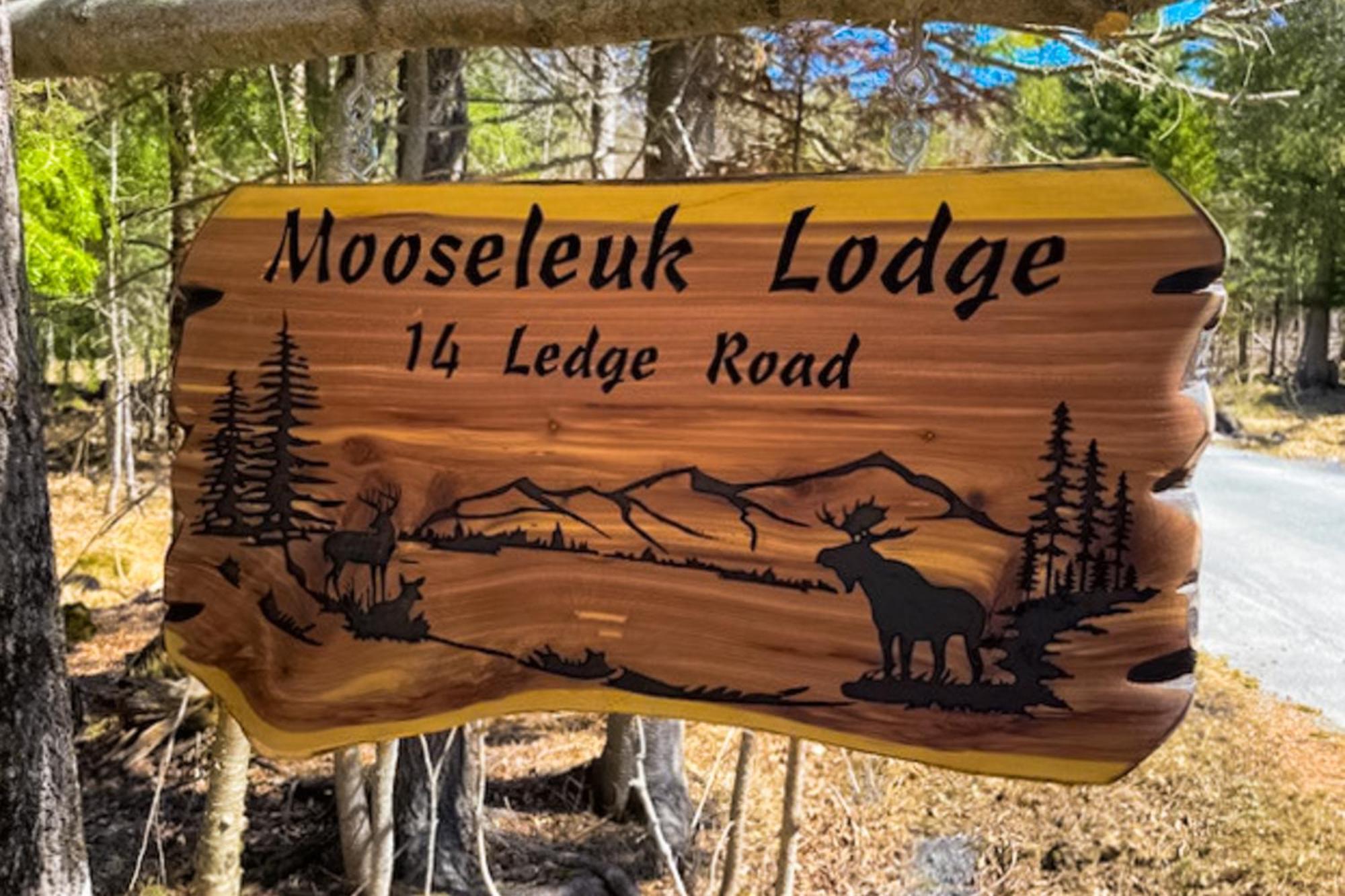 Mooseleuk Lodge The Highlands エクステリア 写真